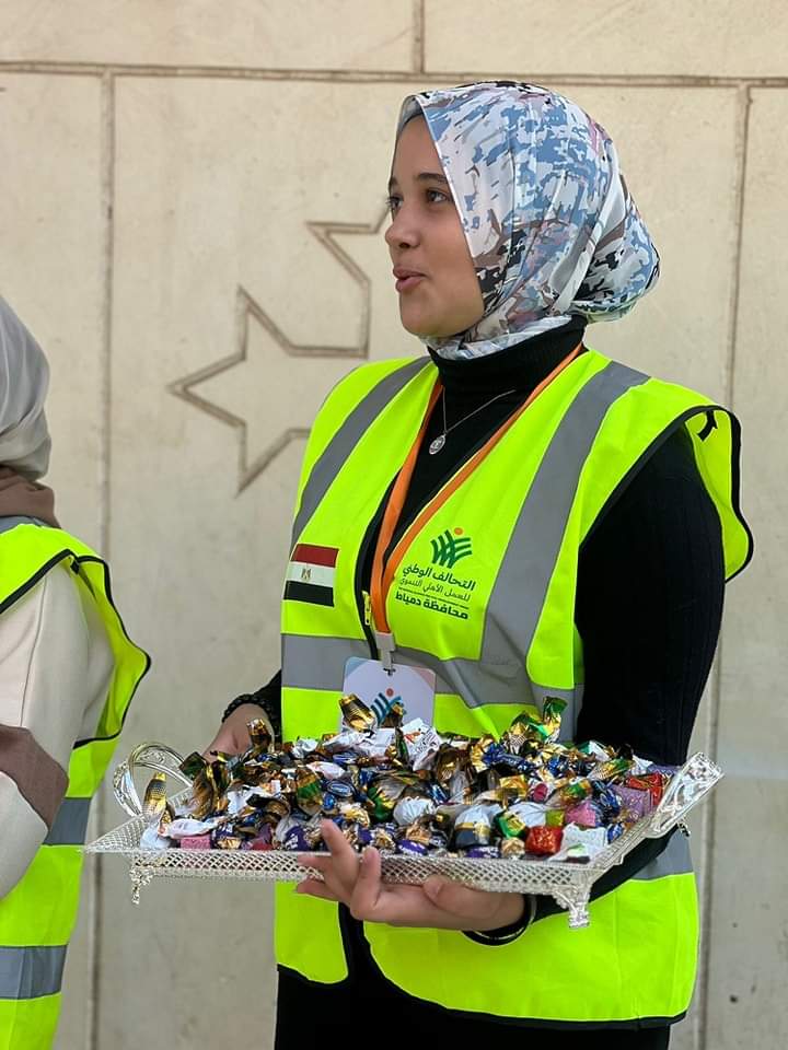 زيارة التحالف الوطني بدمياط لكنيسة مارجرجس (1)